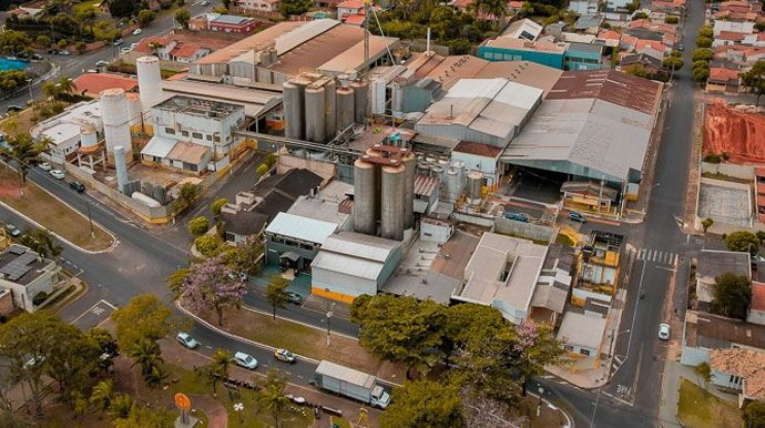 Vazamento de amônia em cervejaria mobiliza Bombeiros e interdita ruas em Assis