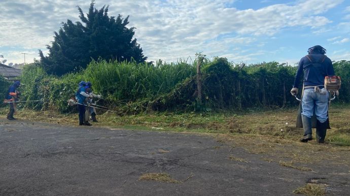 Prefeitura poderá cobrar R$ 11,92 por metro para limpeza de calçadas e terrenos em Tupã