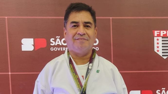 Sensei de Queiroz conquista medalha no Paulista de Karatê e garante vaga na Seleção Paulista