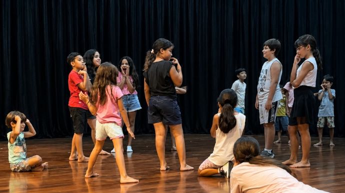 Curso gratuito de teatro abre inscrições em Tupã; aulas começam em 20 de junho