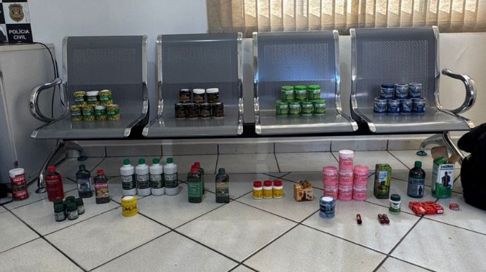 Polícia apreende 85 frascos de produtos irregulares durante abordagem em Quatá