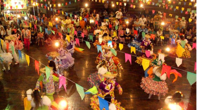 Após adiamento por mau tempo, Festa Junina da Paróquia de Queiroz acontece neste sábado