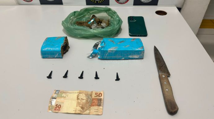 Homens são presos por tráfico após PM localizar maconha e cocaína em carro e residência em Tupã