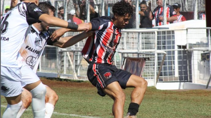 Tupã FC não consegue reação contra o Independente e está fora da competição