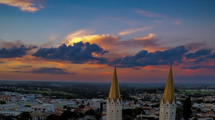 Frio nas manhãs e calor à tarde marcam semana de tempo firme em Tupã