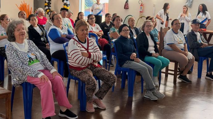 Ação no CCI de Queiroz oferece testes rápidos e orientações sobre hepatites virais