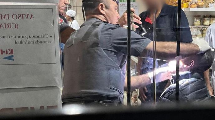 Policiais salvam pessoa engasgada em padaria no Centro de Tupã
