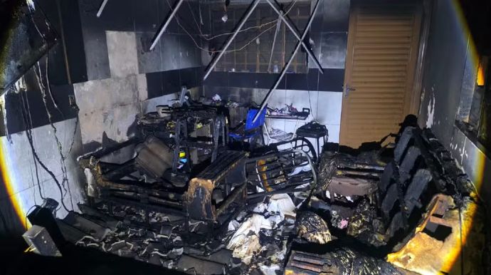 Vizinhos arrombam porta e salvam idosa durante incêndio em casa em Arco-Íris