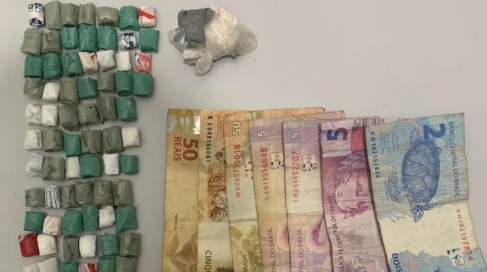 Adolescente é apreendido com 88 porções de crack e cocaína em Tupã