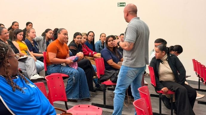 Monitores municipais de Queiroz participam de capacitação em primeiros socorros