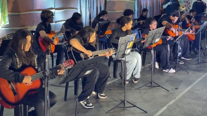 Projeto de Violão de Queiroz participa do 5º FEFOLT em Tupã