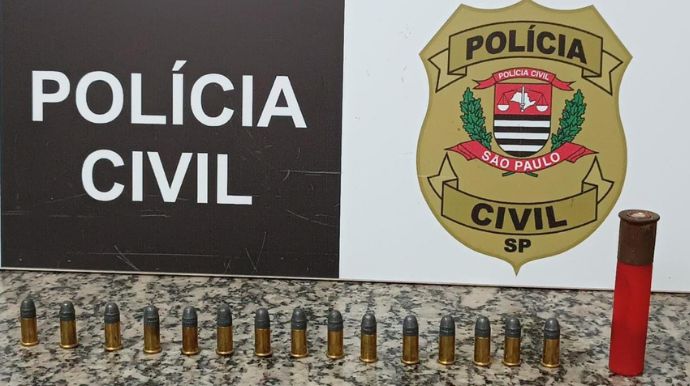 Polícia Civil apreende munições em galpão de empresa desativada em Iacri
